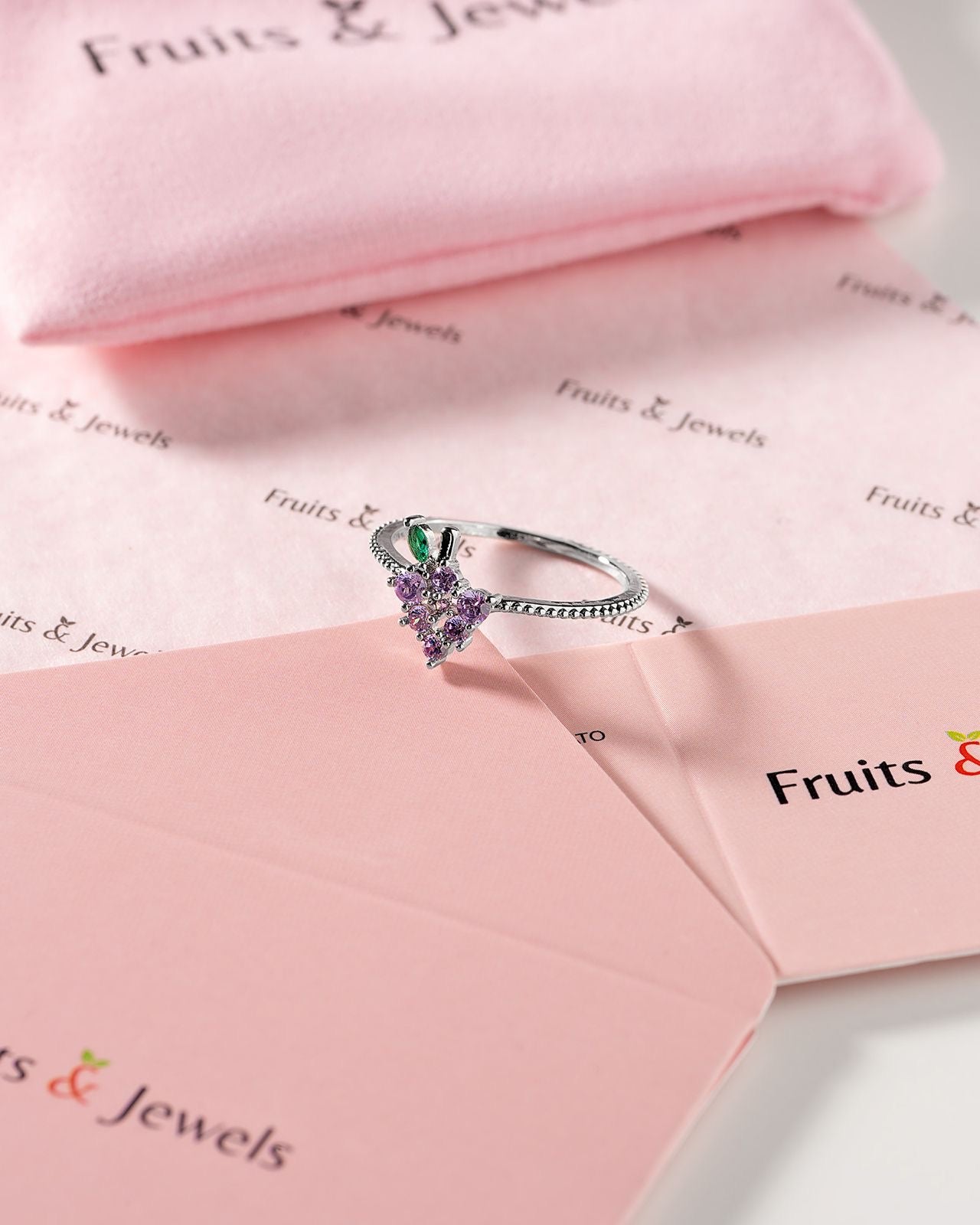 Il Packaging di Fruits & Jewels: Un'Esperienza di Allegria e Colore