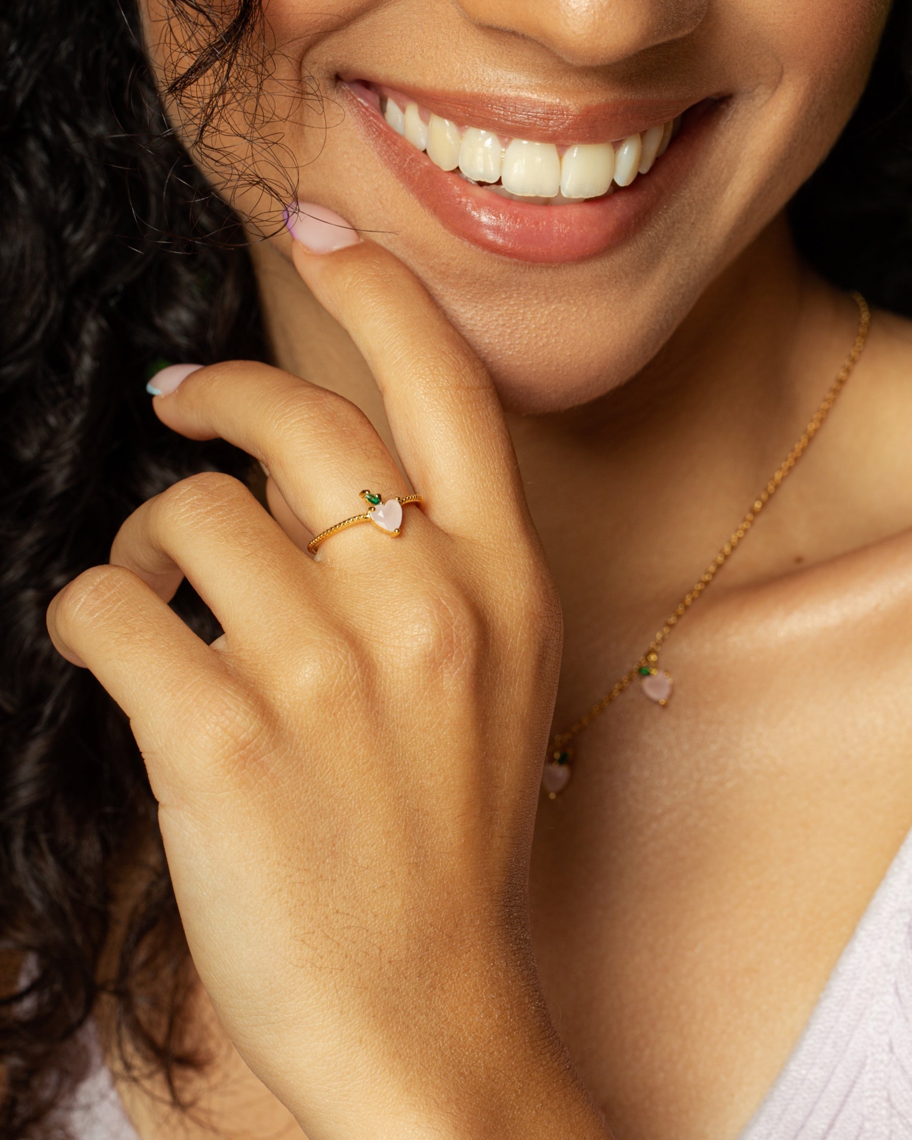 Come abbinare i gioielli fruttati Fruits & Jewels ai tuoi outfit estivi