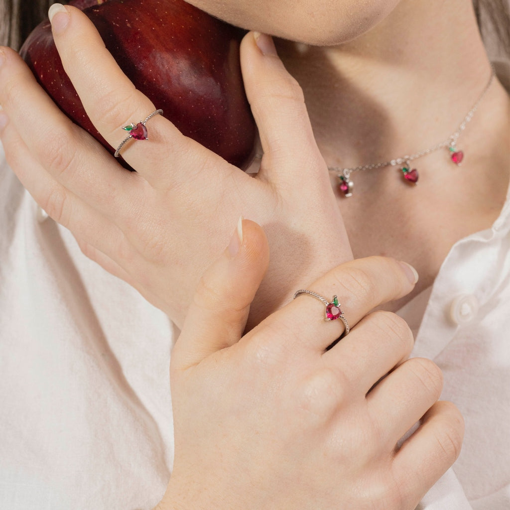 Quale frutto sei? Scopri il gioiello perfetto per la tua personalità