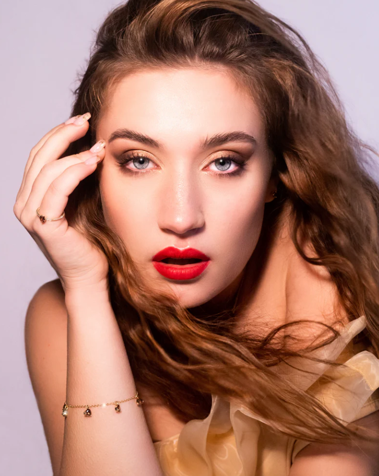 Gioielli con Castagna: eleganza naturale e calore autunnale in una collezione dal sapore di bosco